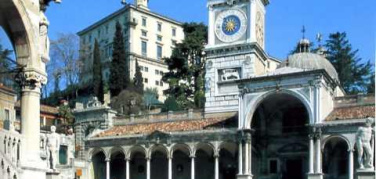 Udine, si prospettano quattro ore al giorno di blocco del traffico: insorgono i commercianti