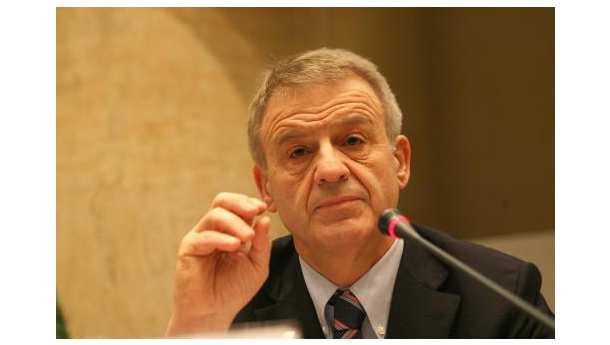 Immagine: Rifiuti all'estero, a Roma ancora si discute sul da farsi