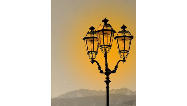 Immagine: Spending review ecologica: gestire meglio l'illuminazione pubblica a Milano