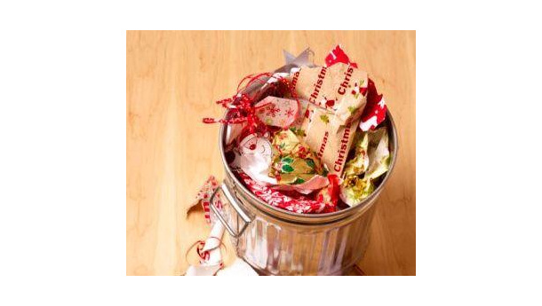 Immagine: Milano, in aumento “i rifiuti di Natale” rispetto al 2011