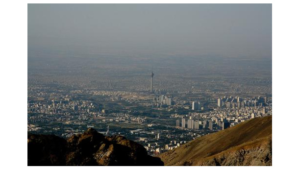Immagine: Teheran, scuole chiuse per smog