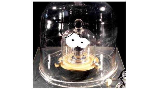 Immagine: Lo smog ha fatto ingrassare il chilo prototipo conservato a Parigi...