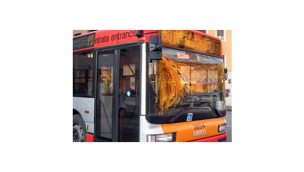 Immagine: Tutti al mare... con l'autobus