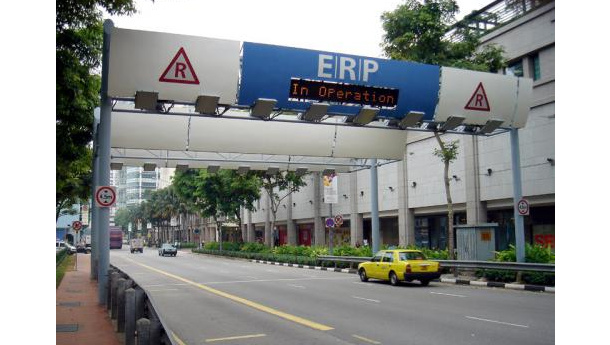 Immagine: Gran Bretagna: road pricing nazionale bocciato dal neo eletto Segretario dei Trasporti britannico Lord Adonis