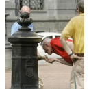 Immagine: Comune di Milano, solo acqua di rubinetto ai Consiglieri?