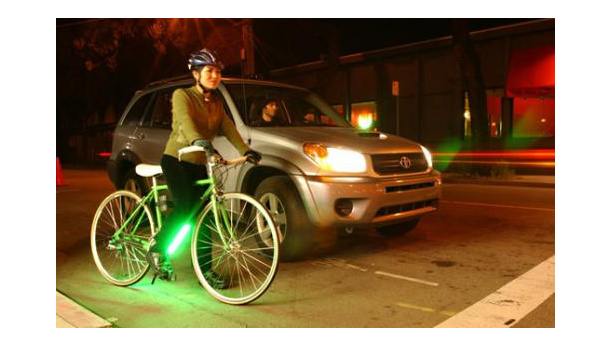 Immagine: Noi proviamo a rispettare il codice. Ma in cambio...