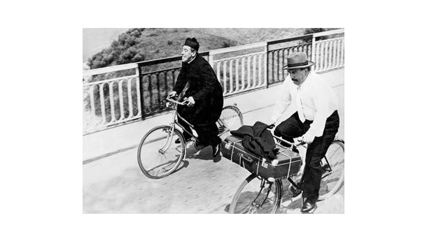Immagine: Parlamentari in bicicletta: la bici unisce.