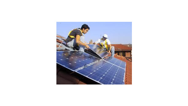 Immagine: Fotovoltaico residenziale: accordo Aes-Confabitare per impianti a buon mercato
