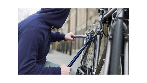 Immagine: Biciclette, indagine su furti e aggressioni. Informate la Regione Puglia con un questionario