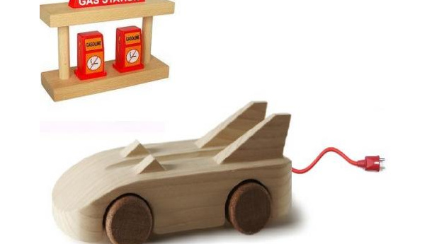 Immagine: Auto elettriche: la ricarica arriva alle pompe di benzina