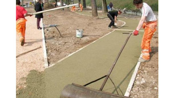 Immagine: Bari, lavori al via per tre piste ciclabili. In appalto il percorso dall'aeroporto a Lama Balice