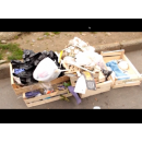 Immagine: Le sentinelle dei rifiuti al mercato di corso Brunelleschi | Video