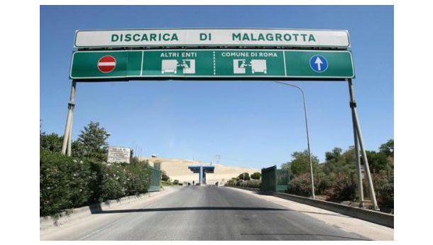 Immagine: Malagrotta, stop definitivo ai rifiuti in discarica. Toscana e Abruzzo pronte ad accogliere i rifiuti di Roma