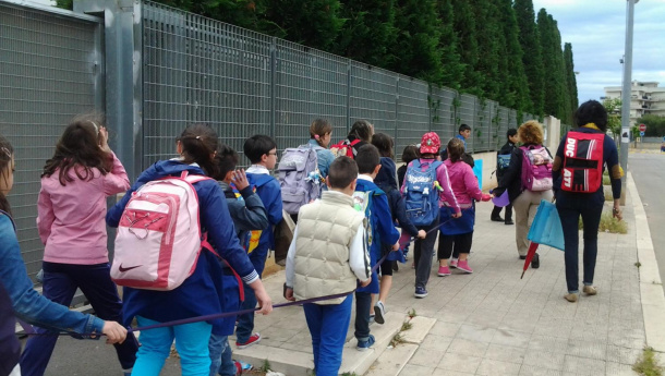 Immagine: Bisceglie. Giunge al termine l’edizione 2013 di «Piedibus: a scuola a piedi»