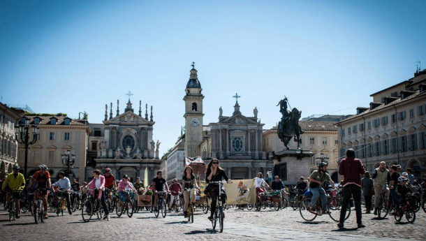 Immagine: Grande successo del Bike Pride 2013 a Torino | Video, foto, articoli