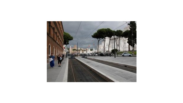 Immagine: Tram 8: inaugurato il capolinea a Piazza Venezia