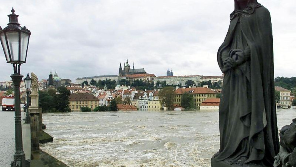 Immagine: Gita scolastica nel mezzo dell'alluvione. Una testimonianza da Praga
