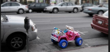 Sosta in zona blu: quanto costa parcheggiare nelle città italiane?