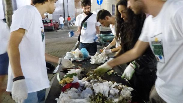 Immagine: Secondo Trash Mob a San Salvario: ecco foto e video