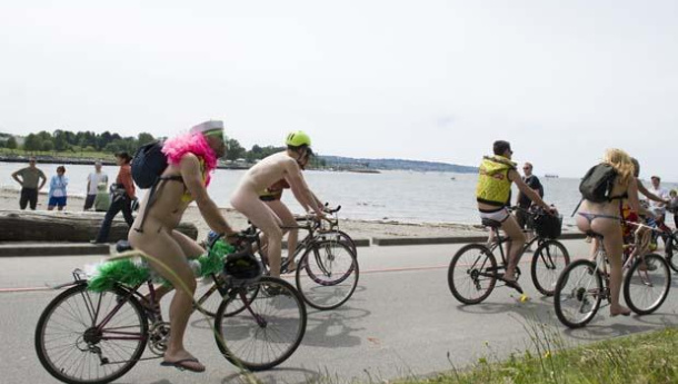 Immagine: World Naked Bike Ride, un altro weekend di parate in tutto il mondo | Foto e video