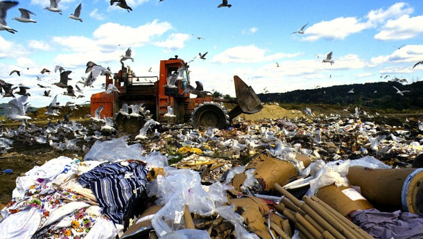 Immagine: ISPRA: nel 2012 è proseguita la riduzione dei rifiuti. In due anni -7,7%