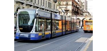 Aumenti del trasporto pubblico. Comune e Provincia contro la Regione sulle pagine de La Stampa