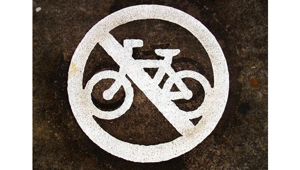 Immagine: La città su due ruote: strade pericolose | Il dossier de La Stampa