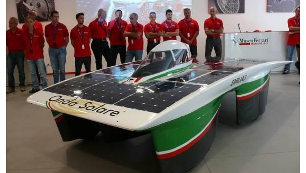 Immagine: Emilia 3: l'ultima auto a energia solare è pronta per correre in Australia