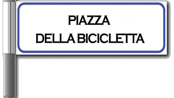 Immagine: Piazza San Silvestro, la Bike Square di Roma