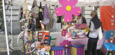 Domenicaspasso solo in corso Buenos Aires, con la Festa del Riciclo