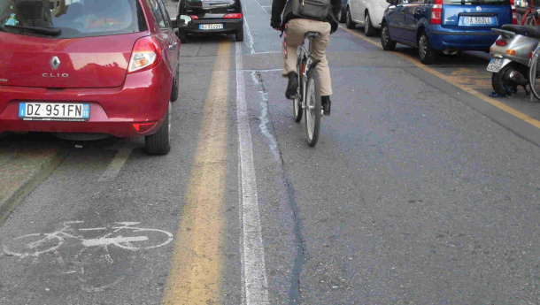 Immagine: Un ciclista su tre non rispetta il codice della strada
