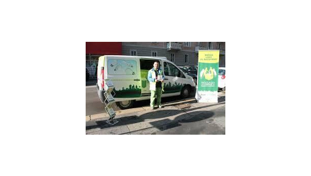 Immagine: Raccolta lampadine esauste: occhio al furgone ECOLAMP-AMSA