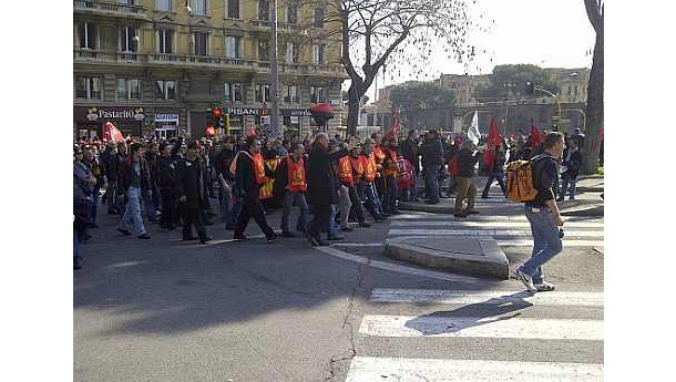 Immagine: Roma, corteo 19 ottobre: limitazioni e deviazioni bus