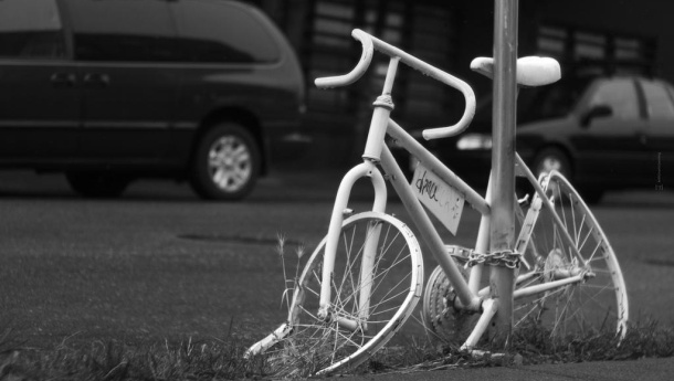 Immagine: Istat: calano gli incidenti, ma aumenta la percentuale dei ciclisti uccisi