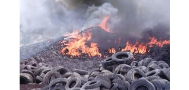Terra dei fuochi: Legambiente sensibilizza gli studenti di Napoli e Caserta sul recupero dei pneumatici