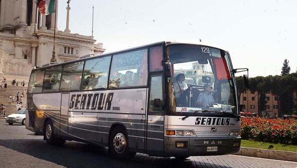 Immagine: Bus turistici, nuovo regolamento nella Capitale