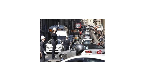 Immagine: Roma, domenica a piedi: le polemiche