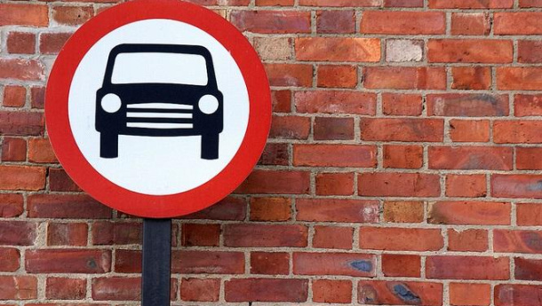 Immagine: Roma, il blocco del traffico visto da un bambino | Testimonianza di una mamma ecologista