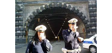 Smog a Napoli: blocchi del traffico e limitazioni ai termosifoni