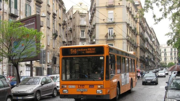 Immagine: Napoli, gli orari di autobus, linea 1 e funicolari a Capodanno