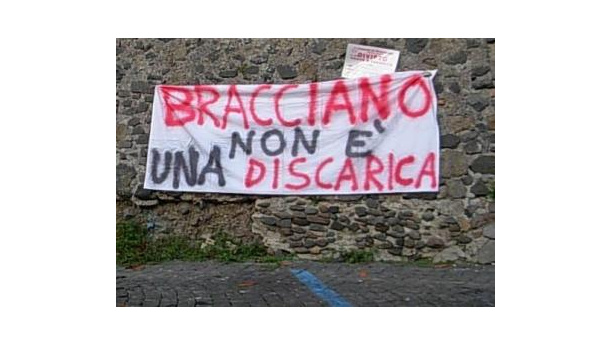 Immagine: Rifiuti di Roma, i candidati alla discarica rispondono al Sindaco Marino