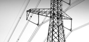 Consumi elettrici: nel 2013 sono calati del 3,4%. In crescita eolico e fotovoltaico