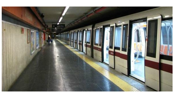 Immagine: Atac, estesa rete cellulare a tutte le stazioni metro B