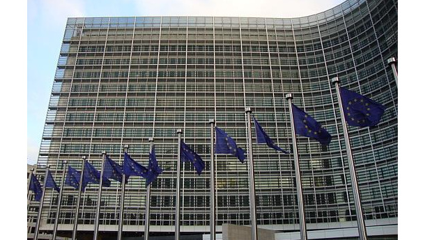 Immagine: Rinnovabili: l'Unione Europea rinuncia agli obiettivi per i singoli stati?