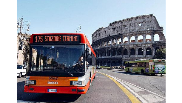 Immagine: Roma, potenziati i bus per il blocco auto del 19 gennaio