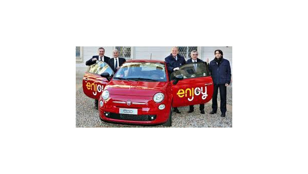 Immagine: Car sharing, anche Enjoy piace ai milanesi