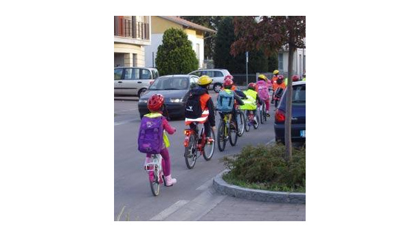 Immagine: Provincia di Torino, 60 mila euro ai comuni per progetti di mobilità sostenibile a partire dalle scuole