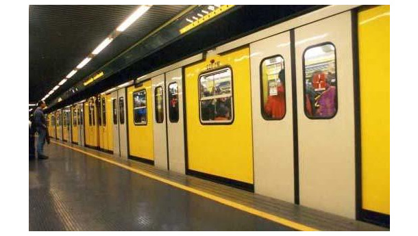 Immagine: Napoli, in crescita i passeggeri della metropolitana | Video