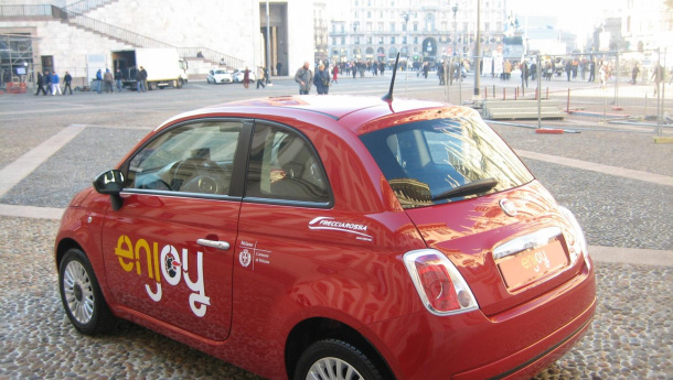 Immagine: I dubbi sui (troppi?) car sharing. GenitoriAntiSmog scrive a Sindaco e Assessore Maran