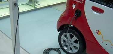 Brindisi e Lecce. Inaugurazione delle colonnine per auto elettriche